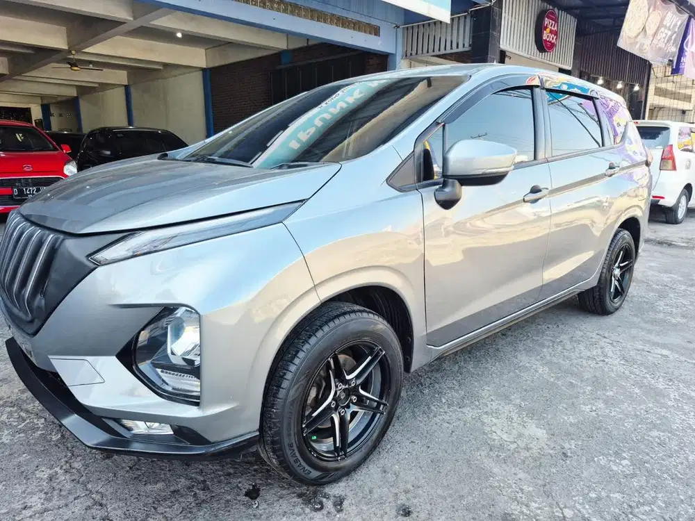 Nissan Livina VE 1.5 matic 2019