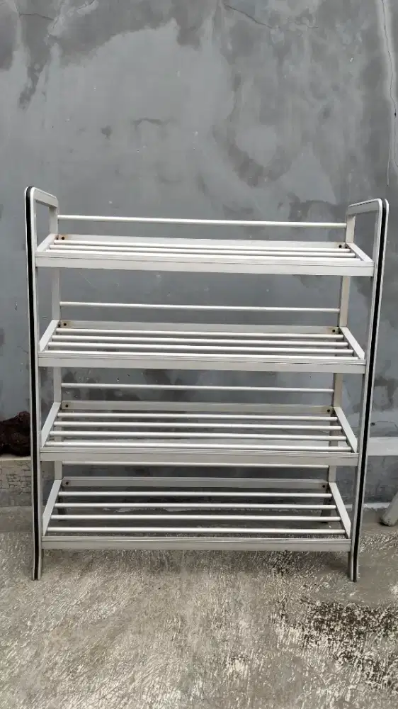 RAK SEPATU ALUMINIUM, BAHAN SANGAT TEBAL