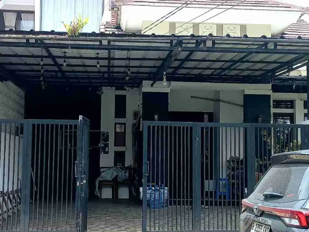 Spesifikasi yg diperlukan, sbb :


ARALIA HY40/11
JUMLAH LANTAI :1,5M kondisi sertifikat di saya 
RUMAH HADAP : Barat
LUAS TANAH : 144m2
LUAS BANGUNAN : 110m2
KAMAR TIDUR : 4
KAMAR MANDI  : 2
CARPORT : 1
LISTRIK : 350p
FASILITAS LINGKUNGAN :taman bermain,