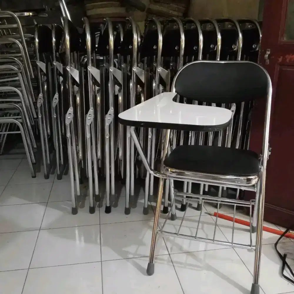 KURSI KAMPUS REKONDISI