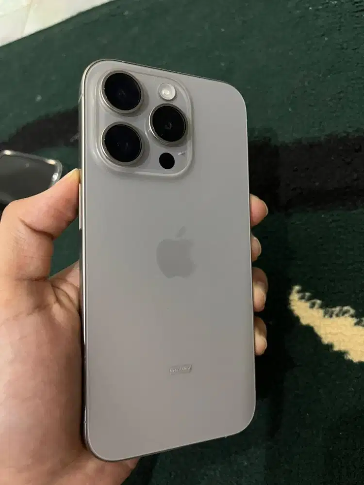 iPhone 15 Pro 128 GB Titanium ex iBox