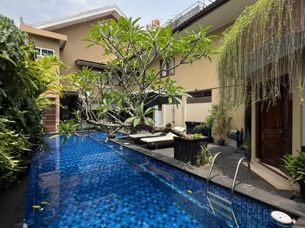 TURUN HARGA! DIJUAL RUMAH BERNUANSA VILA DI BINTARO JAYA