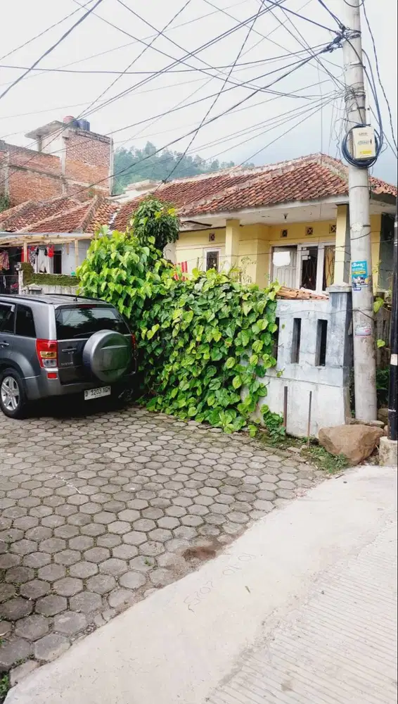 Jual Rmh Garut Strategis deket pasar leles