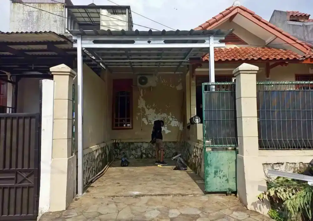 Kanopi baja ringan terpasang