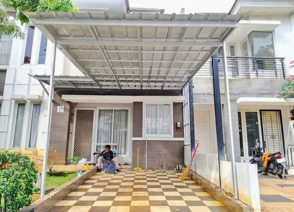 Kanopi baja ringan terpasang