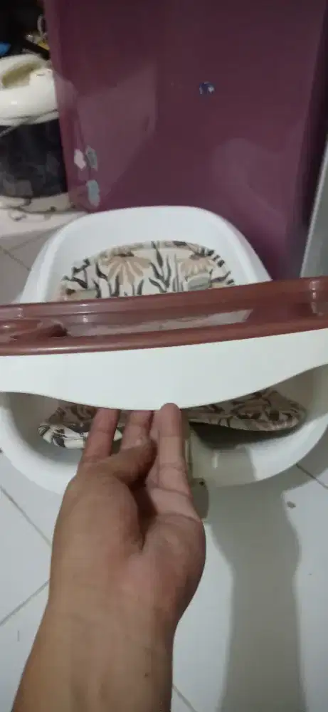 Dudukan bayi gk tau merk nya lupa