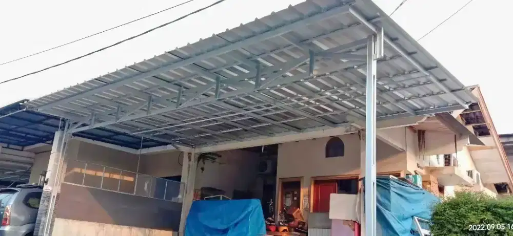Kanopi baja ringan terpasang