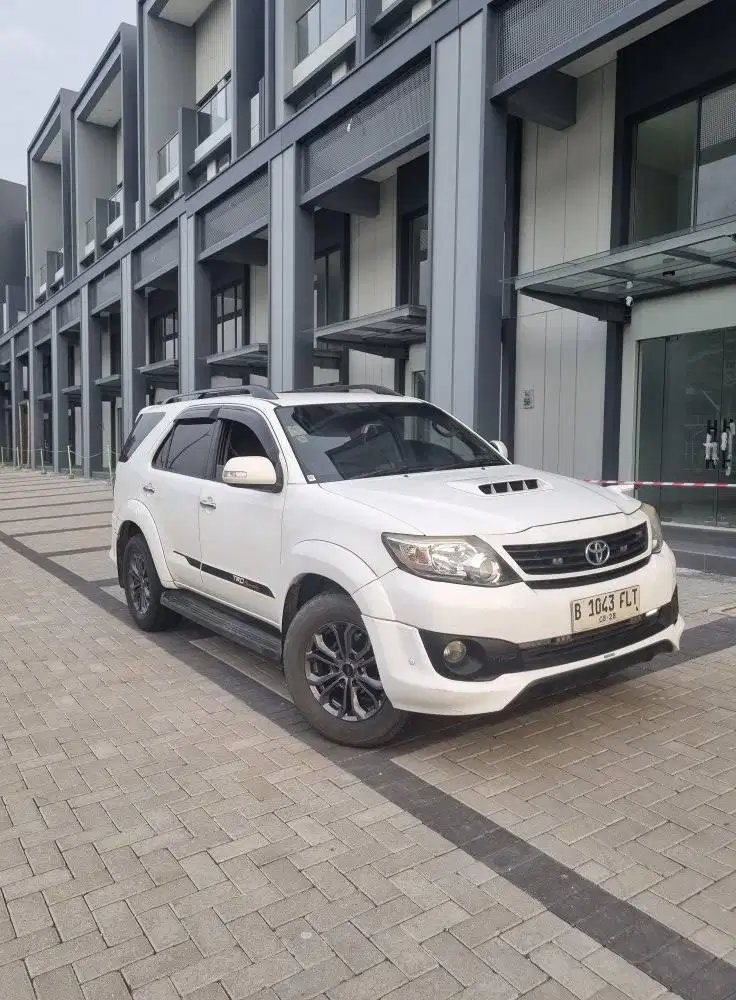 DP 40 JUTA FORTUNER TRD AT DIESEL 2014