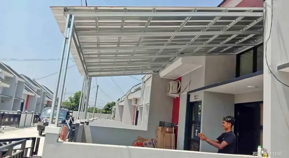 Kanopi baja ringan terpasang