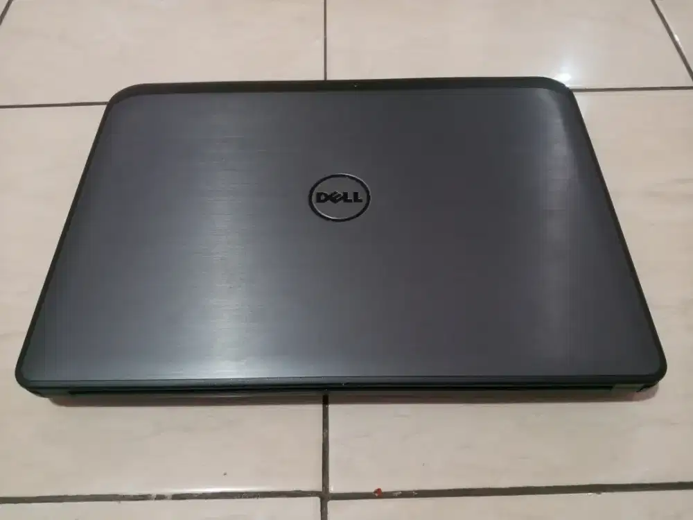 Dijual Laptop DELL Intel Core i5
