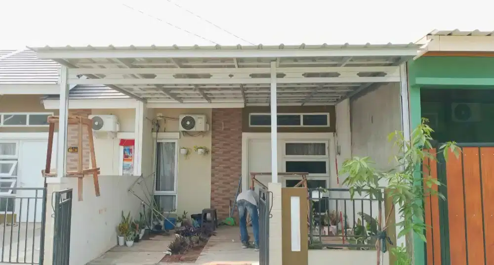 Kanopi baja ringan terpasang