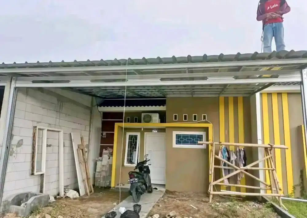 Kanopi baja ringan terpasang