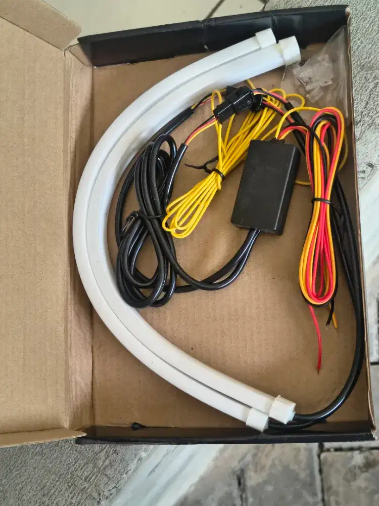 Lampu alis motor masih baru