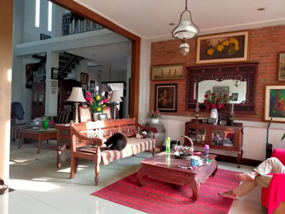 Rumah Ciwaruga Cocok untuk Cafe View Indah Udara Sejuk