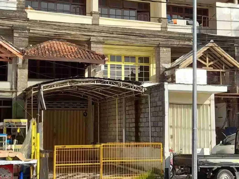 Ruko 3 Lantai di Tuban Kuta Dekat Bandara