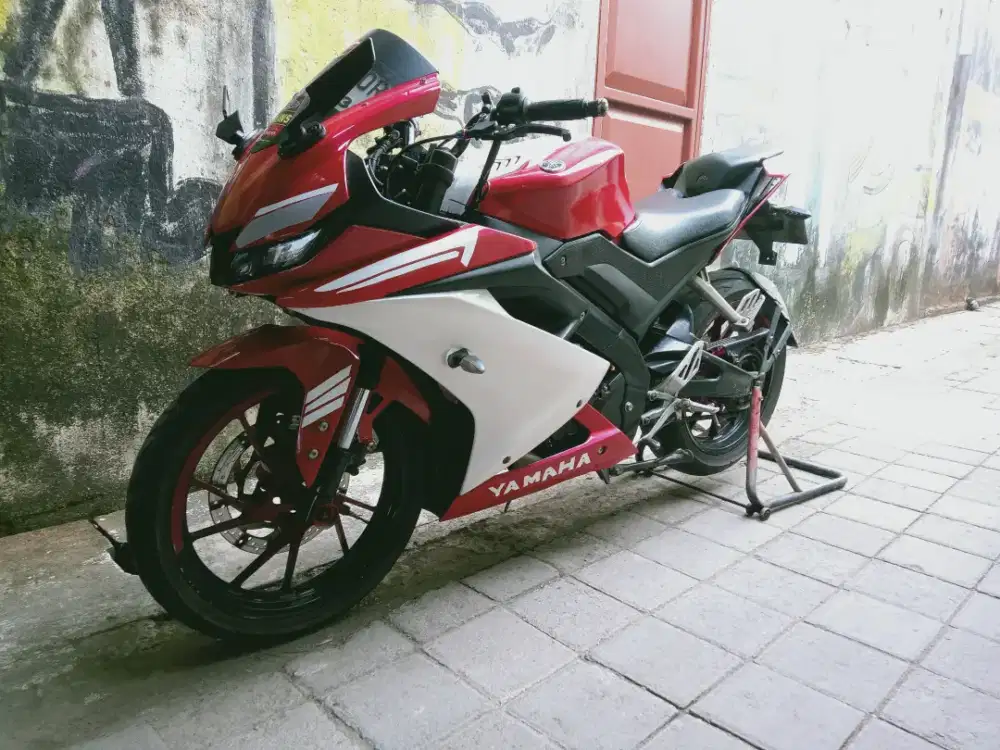 Yamaha R 15 v3 THN 2018