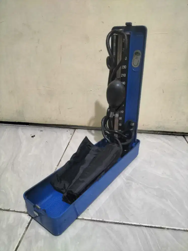 [JUAL CEPAT] Alat Tensi Darah Pompa (95% Seperti Baru)