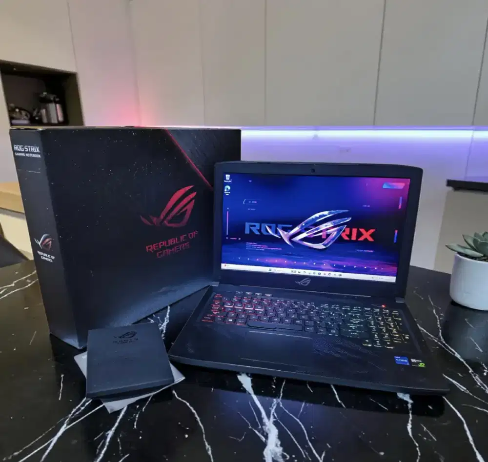 Laptop Asus ROG Gaming HERO Core i7 RAM 16Gb SSD + HDD 1TB NVIDIA GTX