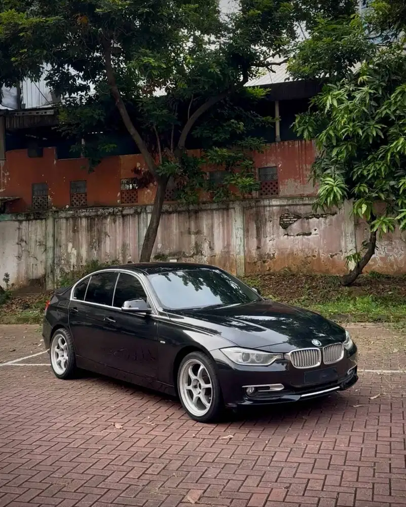 BMW 320D Diesel F30 Hitam 2014 Tdp Murmer Ori Menarik Bu Antik Simpan