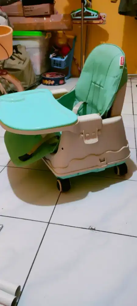 BABY HIGH CHAIR - BEKAS