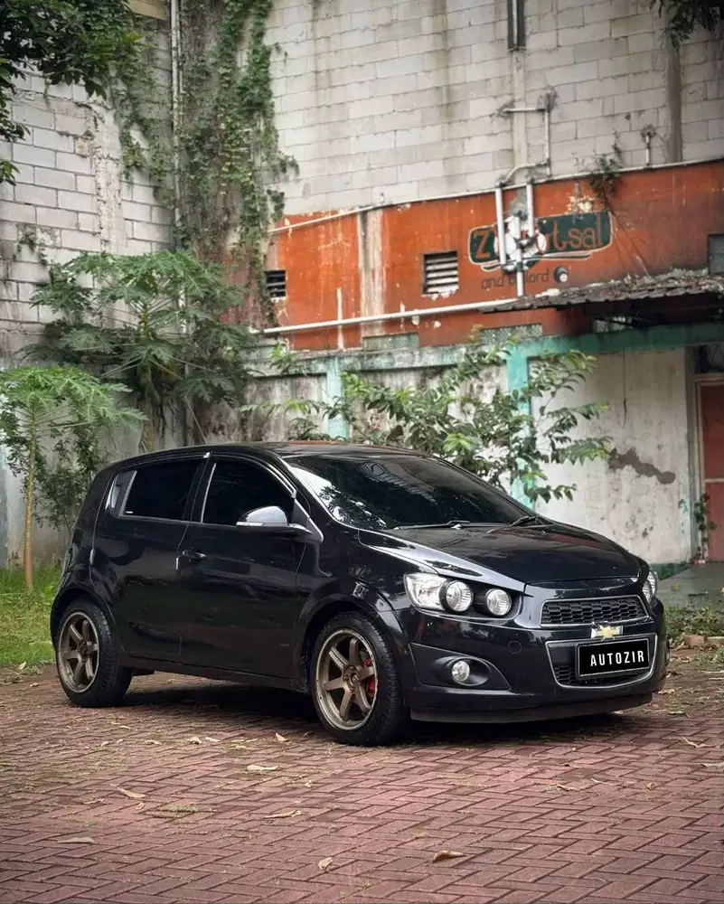 Chevrolet Aveo LT Hitam 2014 Tdp Murmer Ori Menarik Bu Antik Simpanan