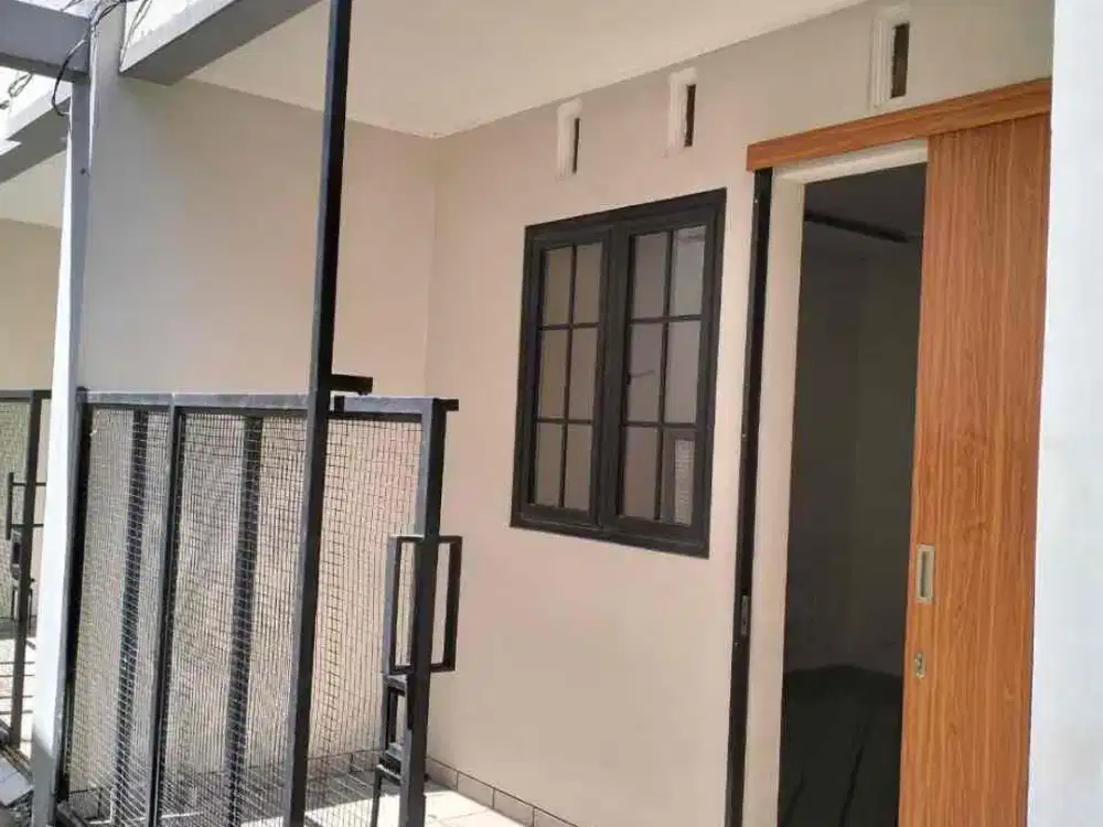 Promo rumah 400jt an tengah kota Surabaya 8 unit saja