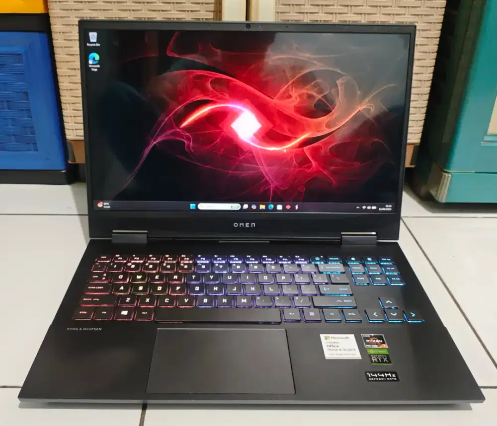 Laptop Gaming HP Omen 15 Fullset