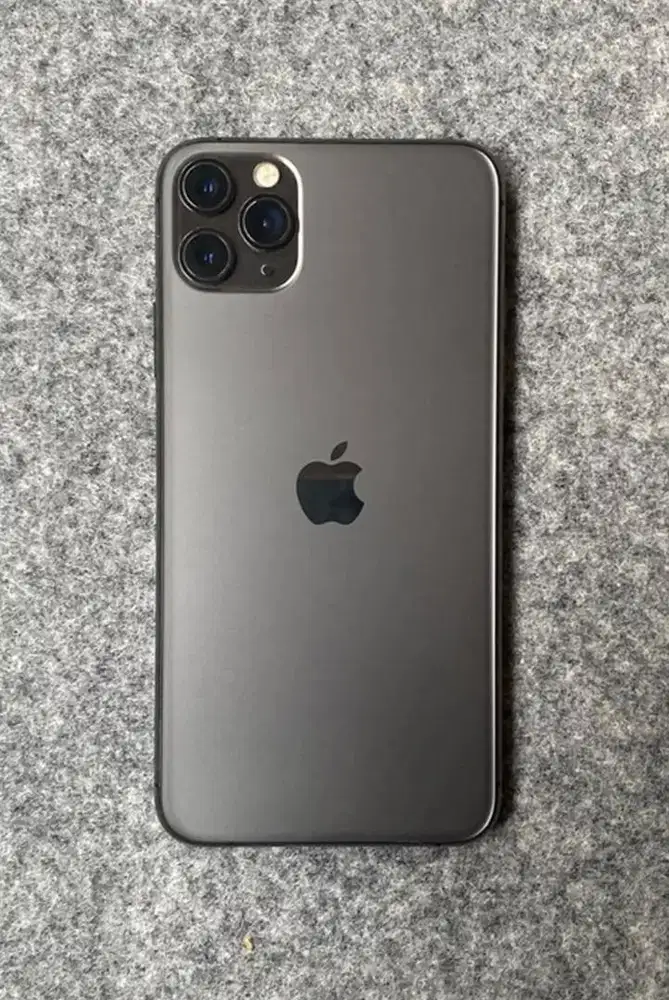 Di jual Iphone 11 Pro Max / Full Set