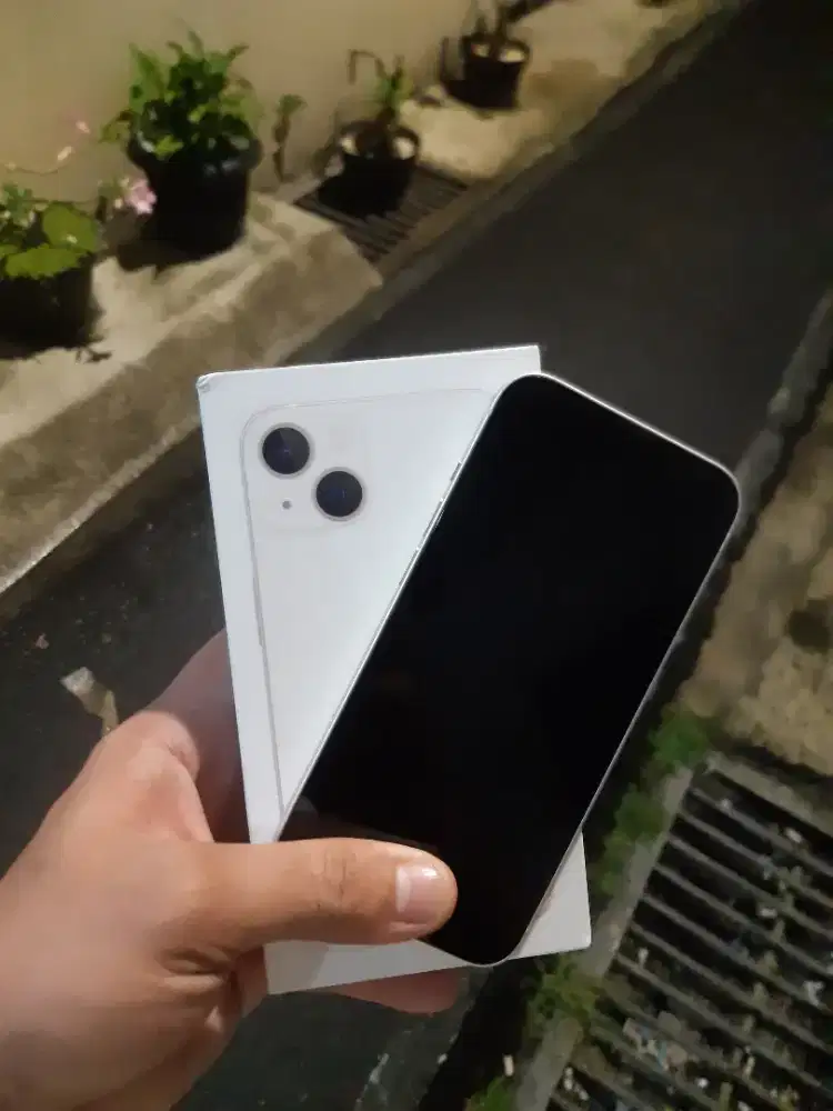 Iphone 13 256gb ibox resmi fullset