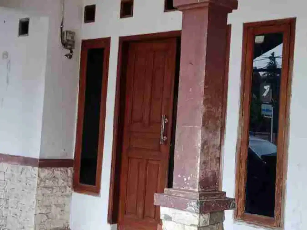 Disewakan Rumah Hoek Taman Cibaduyut Indah Mainroad