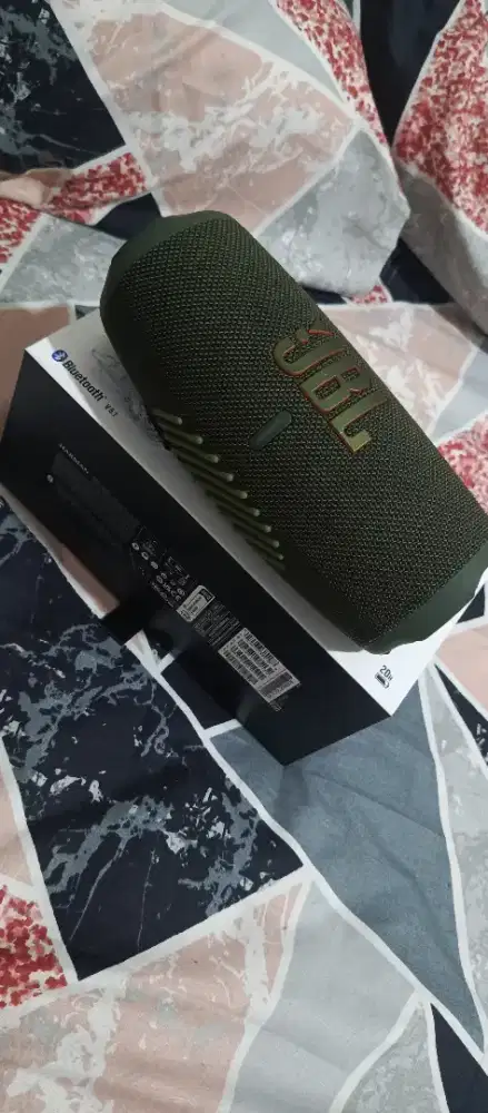 JBL charge 5 with powerbank