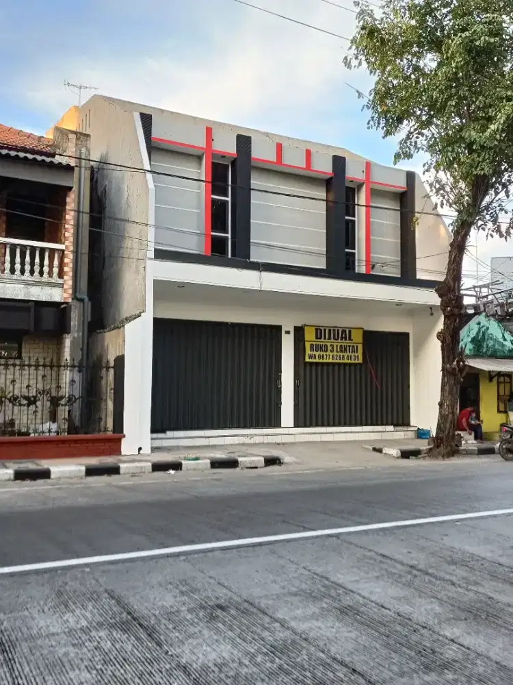 Di JUAL RUKO 3 Lantai di Jl Panglima sudirman (1km sbelum ALON2 TUBAN)