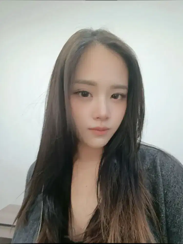 Siap kerja BSD/ Serpong Adm sosmed / receptionist / CS. / Cntn Creator