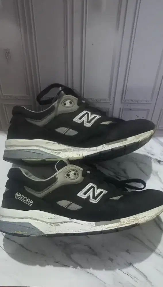 SEPATU NB 1600 ABZORB