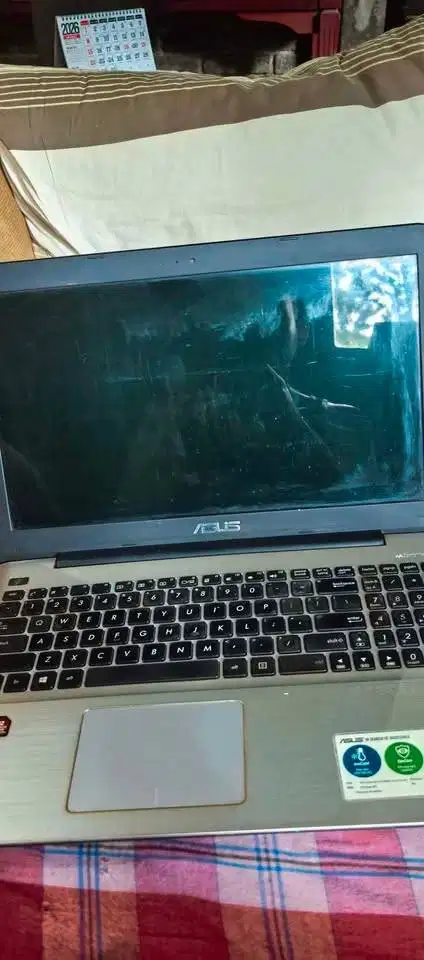 ASUS X5550 RAM 16 SSD 128 GB MULUS