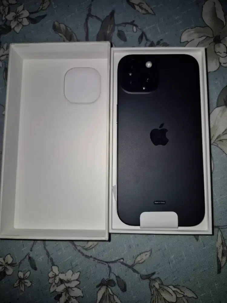 Iphone 15 128GB Black Brand New Open Box
