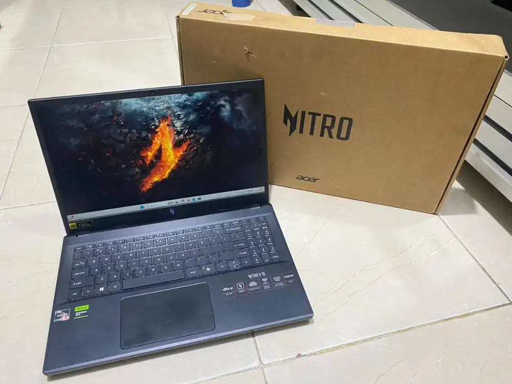 Acer Nitro V15 | Ryzen 5 6600H | RAM 16GB DDR5 | SSD 512GB | RTX 3050