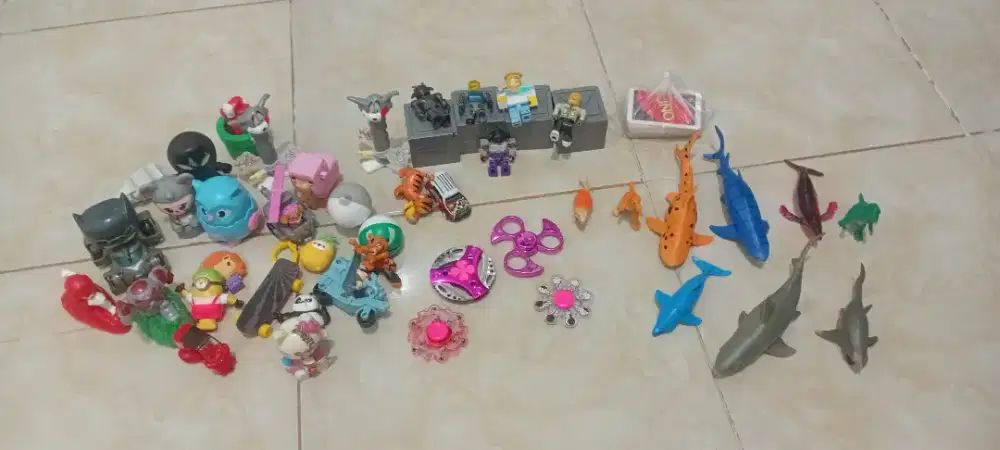 Mainan Anak McD, Spinner, Roblox, Ikan