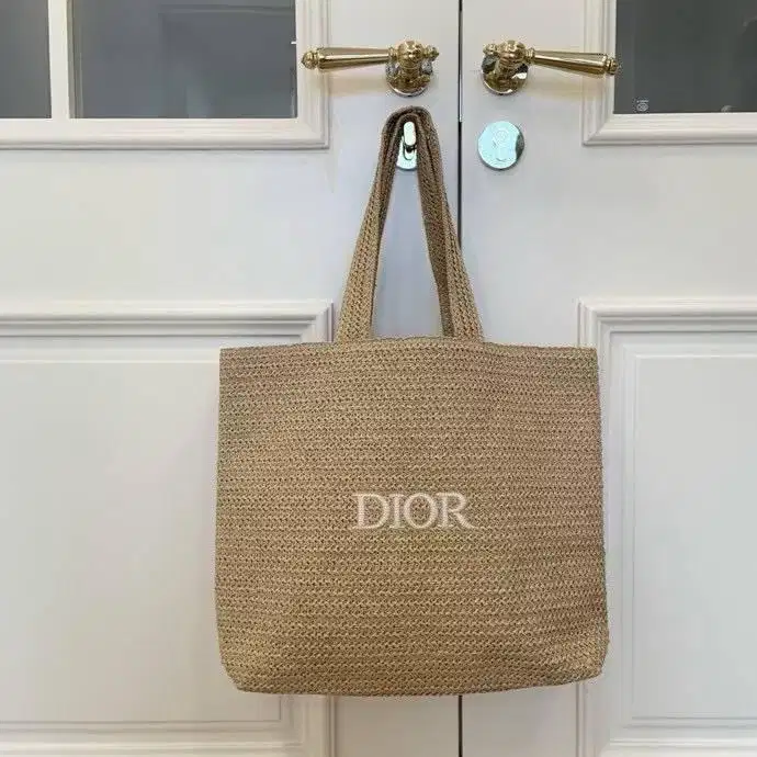 Dior Totebag Anyam Vip Gift Original - New
