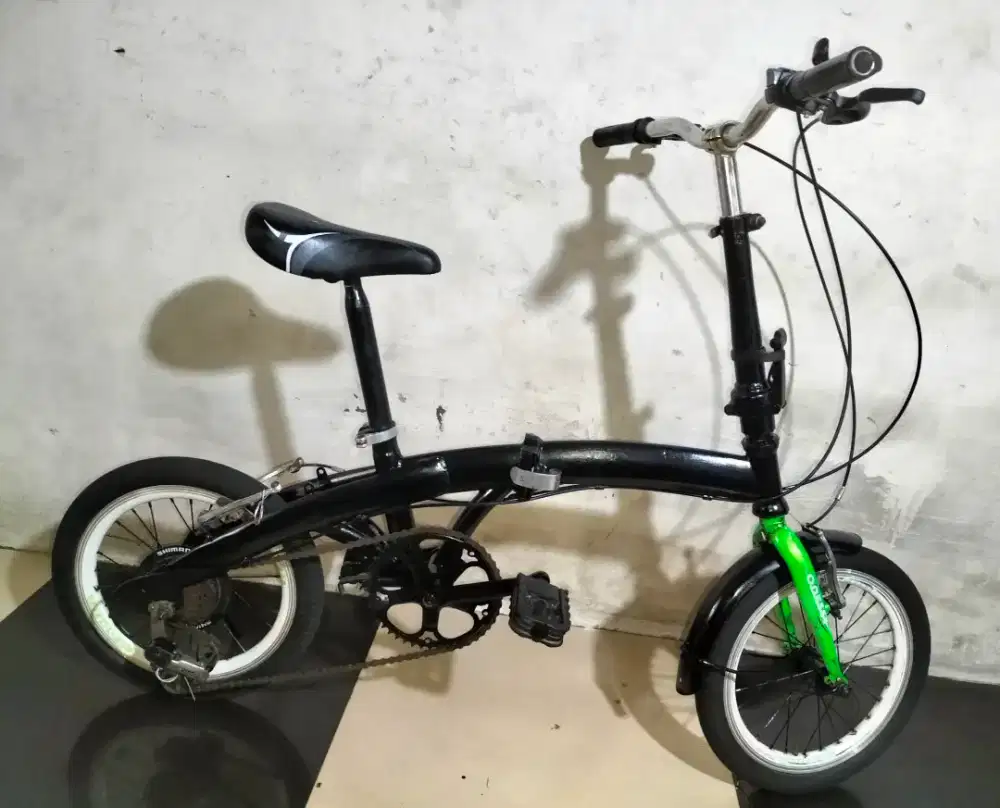 Sepeda lipat ukuran 16 kondisi normal