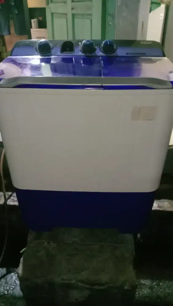Mesin cuci aqua 9 kg jumbo