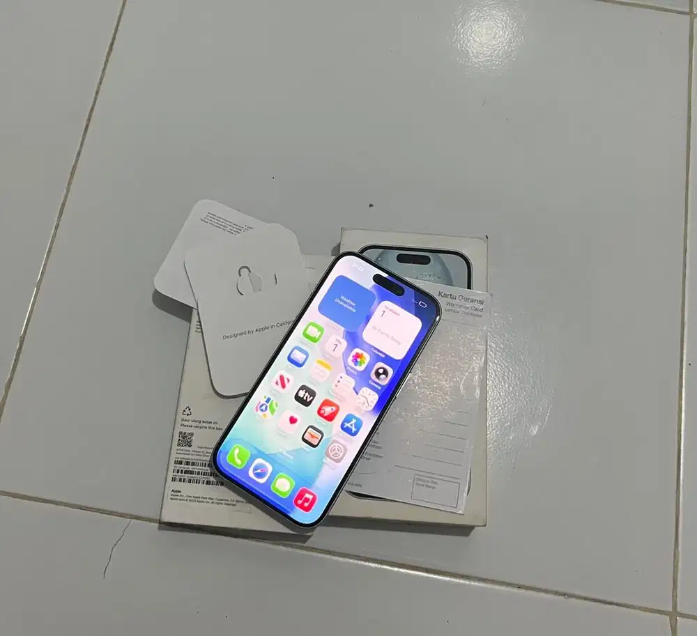 jual iphone 15 basic 256