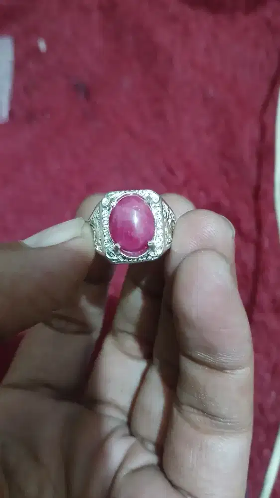 Batu ruby managaskar