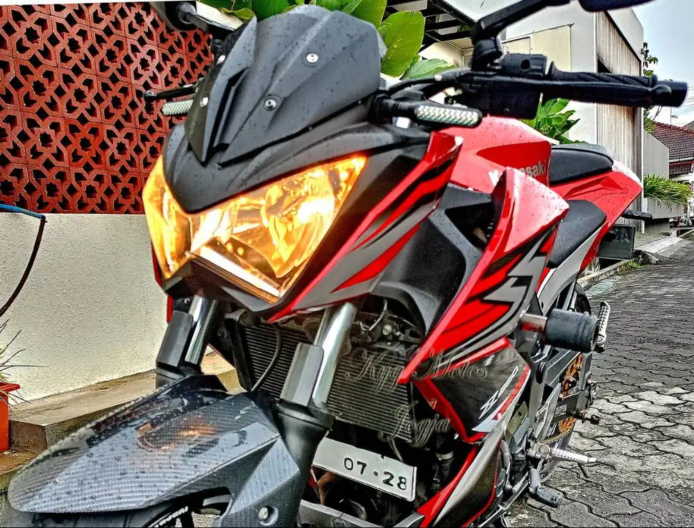 Kawasaki Z250 Ninja Z 250 Merah 2013 Plat AB Sleman Pajak Panjang