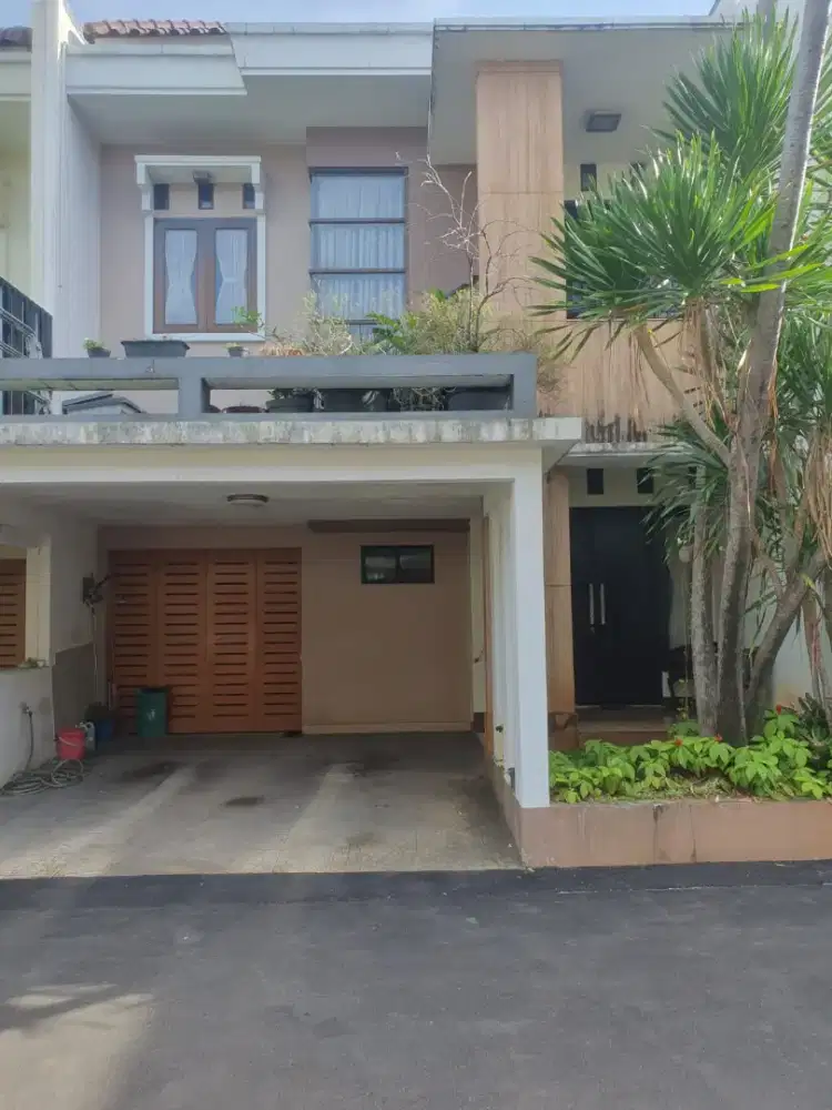 Town House Strategis Jakarta Selatan