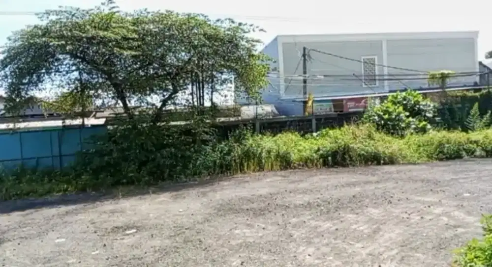 Disewakan Gudang Lokasi Strategis di Klapanunggal