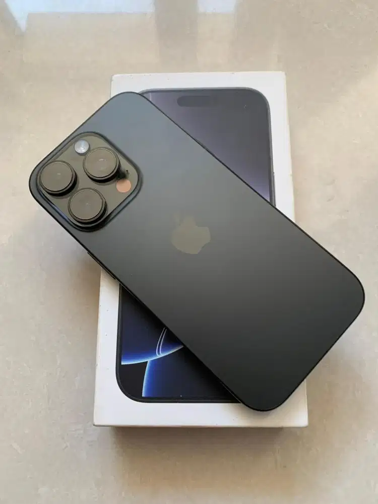 iPhone 16 Pro 128 GB Black Titanium ex iBox