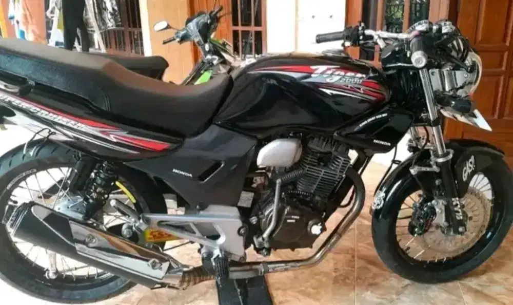 Honda Tiger thn 2002