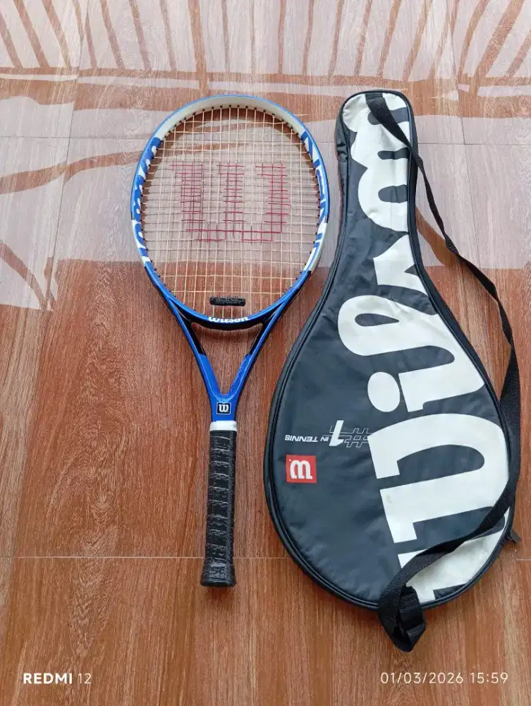 Raket tenis wilson bekas