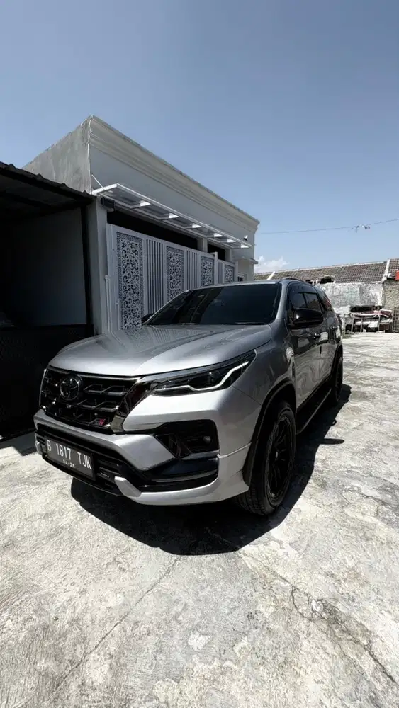 Toyota Fortuner SRZ 2016 Upgrade GR ori toyota luar dalem